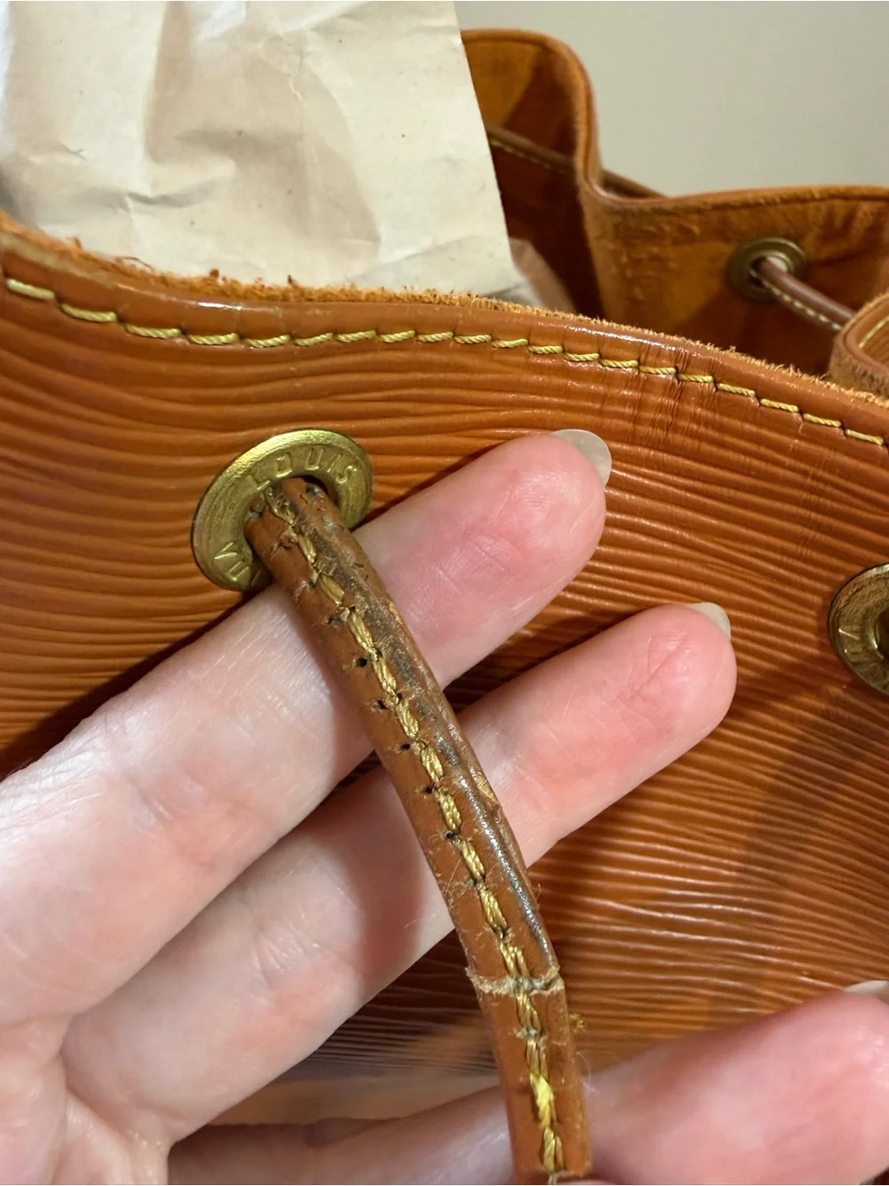 Louis Vuitton Epi Petite Noe Drawstring Shoulder Bag Cipango Gold
